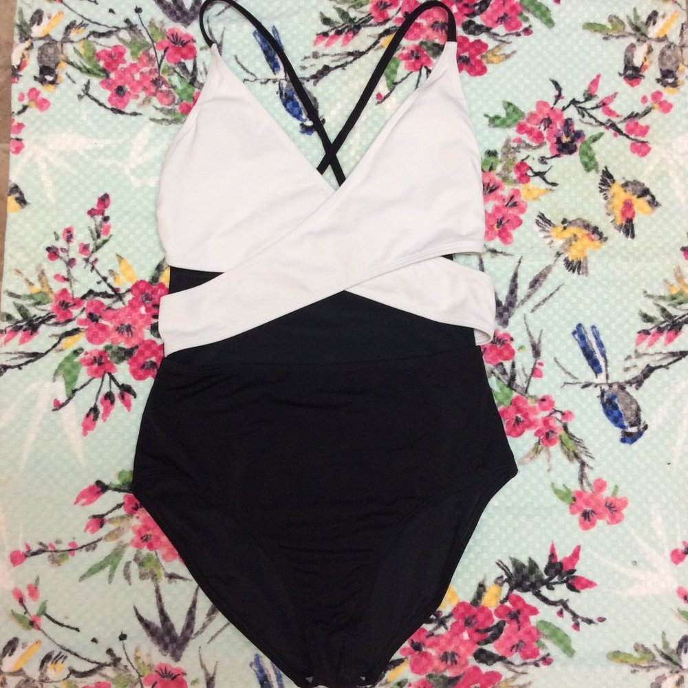 🎯High-Waist Swimsuit (1 Wear)(Adult)🎯